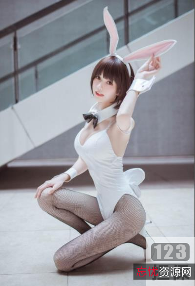 《火辣宠物猫柚子猫和加藤惠的爱情Cos，萌萌哒的视频！》