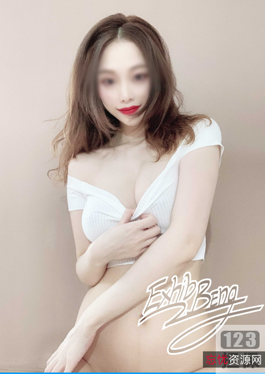 内地推特网红阿崩烈焰红唇精致脸蛋美娇妻，酒店4P野外激战，视频6.6G，给力汹涌澎湃！