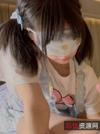 火爆网红极品罗莉！妹子妹子美足白丝，22V-8G完整合集，口水横流！