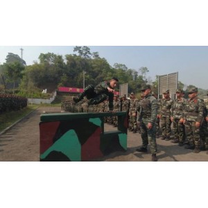 男士体能提升：10节课助你提升战斗力，让你更有信心迎接挑战！