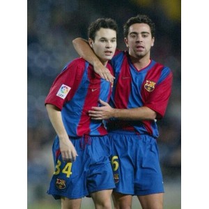 《豆瓣7.5：意外的英雄伊涅斯塔——足球天才的职业生涯》（2020）