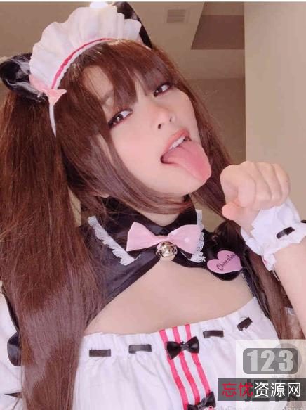 美貌与智慧共舞：P站（Ambiyah）福利合集，225集8.1G，妹子身材、演技出众，精彩纷呈！