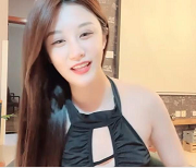 白富美夕夕夕颜：古装演技精准，穿出别样的风情