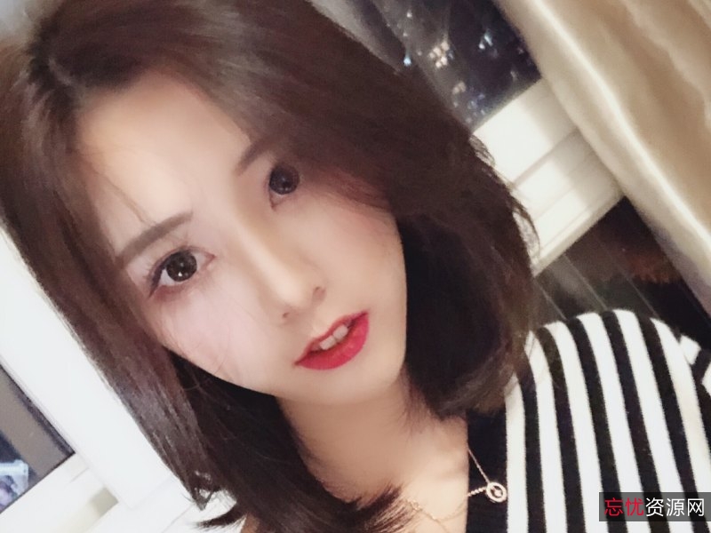 小兔牙第二期：抖音美少女的美丽与魅力