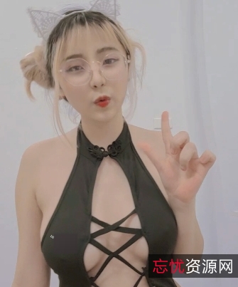 OF付费女神linhi_cute/yuumeilyn视频合集：77部视频，7.14G，拥有极强人气的网红，宛如一位网红女神！