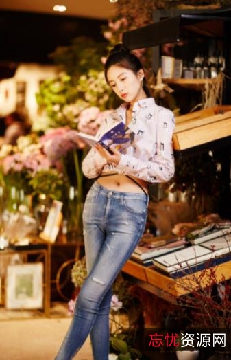 网络P站的国人美少女们：优优资源合集，让你一看不能自拔！