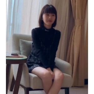 拱白菜：清纯美丽的天使容颜，勇敢面对人生的玩嗨swag女主角