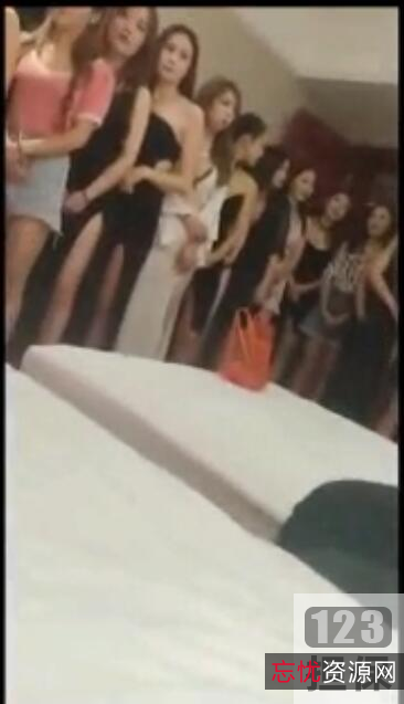 湖南株洲土豪在长沙会所扫街，只需软妹币就能有大量甜甜软妹子！9部视频，开眼界精彩跟拍！