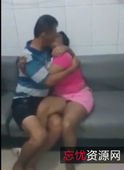 KTV上班小姐姐的欢乐时光：老资源小合集揭秘古老的工作态度