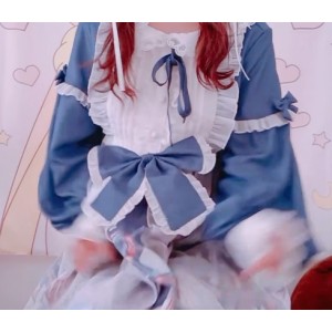 铂金段位妹子小兔：蓝色妹子，中上等身材，不露脸