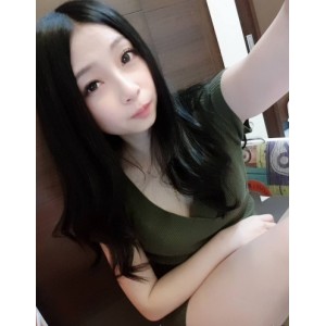 小芳：护理专科漂亮馒头小妹的私生活露脸福利42P/20V，649M，百度盘可下载