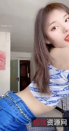 蛋黄很哇塞视频合集：荤素有尺度，让你感受网红完美身材、容颜及活力笑容