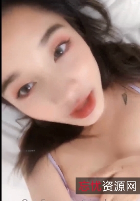 网红irisadamsone有尺度合集：拥有3V54三人游、4.2G大小，永久链接，不容错过