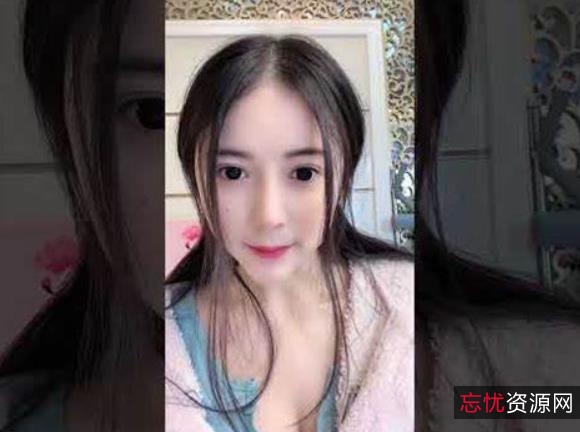 安小希火山小妹子的美丽：瓜子脸、仙气、身材白皙、巨R馒头鲍，社保颜控巨R控的精选浮力主播视频合集！