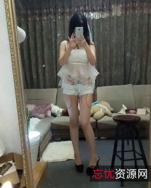 斗鱼超人气女王忠粉精选美女主播绝版合集：A失眠R性感热舞巨R女神土豪高级定制版极限玉兔