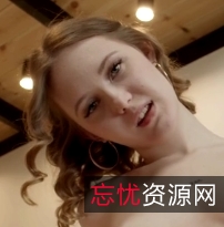 欧美女孩在户外拍摄的写真照片，转载自百度盘