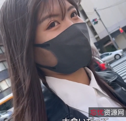 视觉冲击黑白反差双压商品