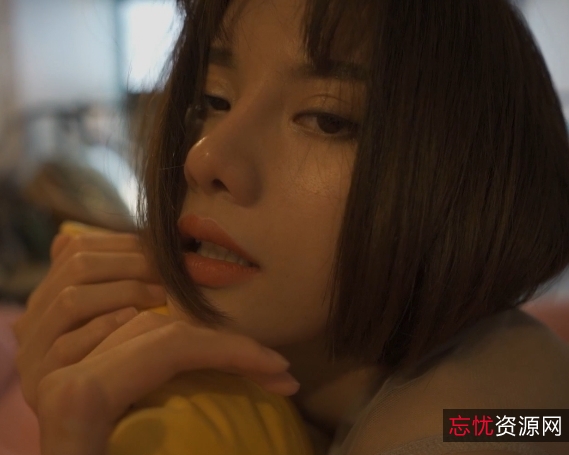 阿朱高清版大合集102个专辑：放飞自我的快手视频，荤素COS内衣秀