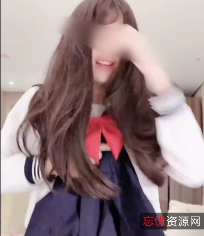 「優咪」清純女神私拍展示15V956MB