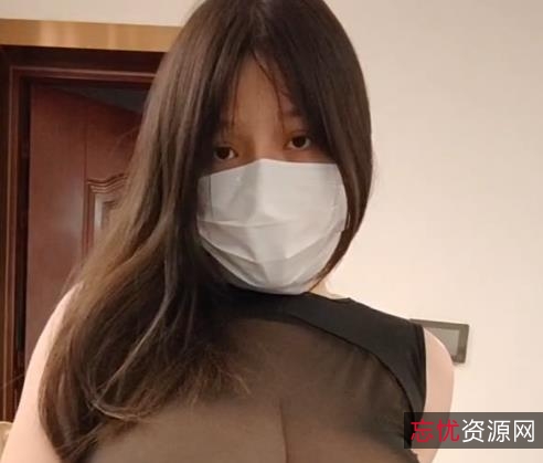 网红九儿：微胖身材温柔妹妹，大车灯视频113M