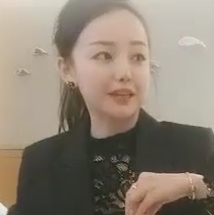 精选气质车模兼职特写
