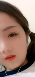 甜美小姐姐脱下裤裤扒拉神秘处的视频