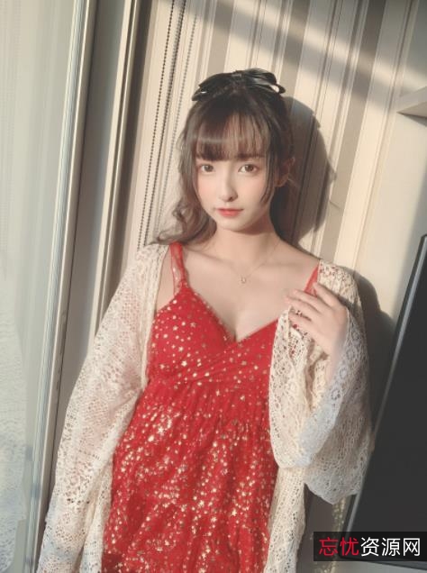 高级女神鱼鱼喵：美国生活评价与时尚穿搭大揭秘！（1.5G视频合集）