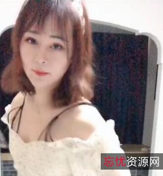 TS女神张思妮浴室职业生涯超全合集，精品资源一网打尽