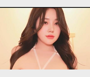 韩国女团SOLO秀特写镜头小夹子抖馒头G奶N子，21个小黑屋4.88G下载观看