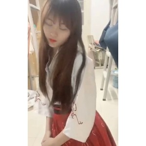 神秘大四妹子宿舍秘闻：12v4.16g珍藏百度宝贝