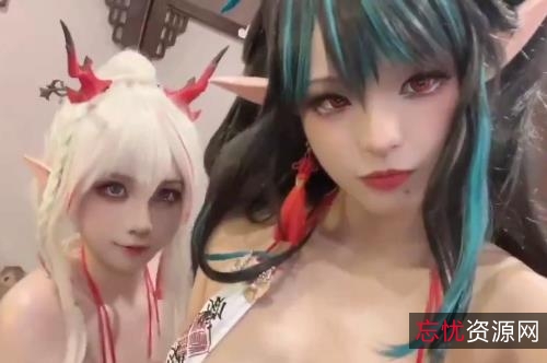 N子：湾湾cos新宠，颜值爆表，全身涂油惊艳漫展，抱贴贴贴，花絮揭秘，观看视频感受魅力