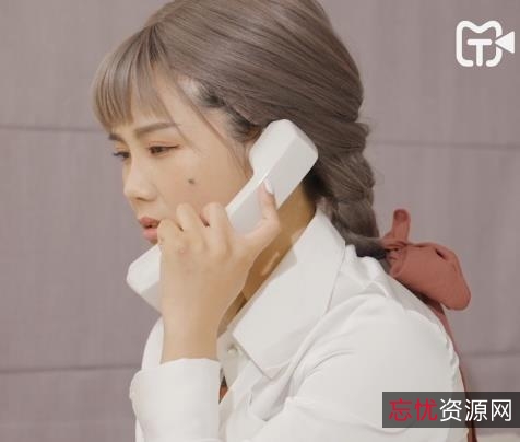 Y母系列-白嫩弄净L伦-同学L交：天美传媒岛国经典