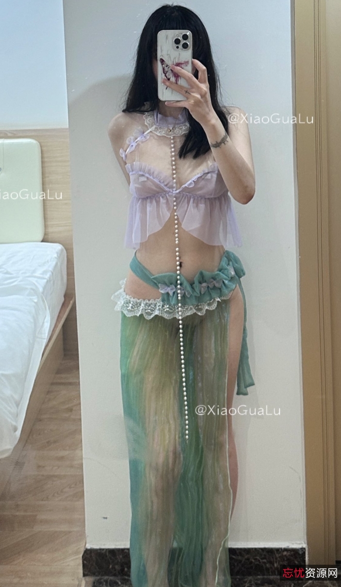 神秘小瓜陆：黑色蝴蝶结视频8三人游，39v+2g，粉丝失望官方封禁