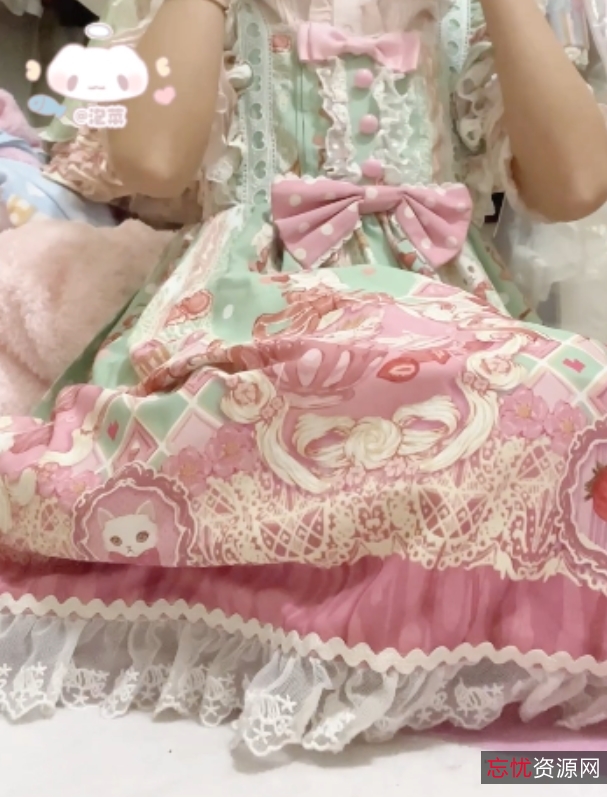 粉色妹子小妹子放飞自我视频更新，麦麦脆汁鸡泡菜推特打包预览图