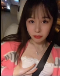 TS张思妮店里G女闺蜜，15分钟视频，肤白貌美