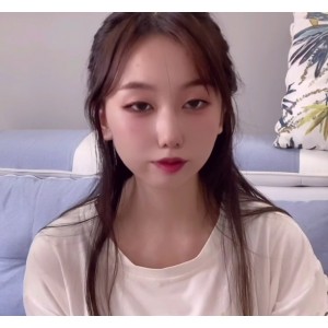 小桃入驻糖心1v900M度盘，精彩视频等你来看