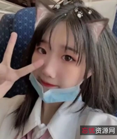 互动灌醉可爱妹子三人游轮番爆撩视频1V+666M，度盘秒传