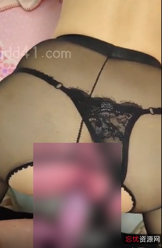 黑丝嫂子直播间：球球诱人，视频数量丰富