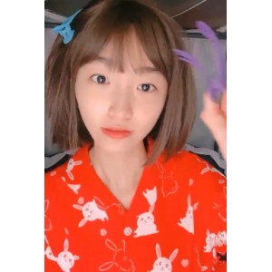 19岁学妹呜崽酱：百度ED2K收藏448个，92v49.9g视频魅力
