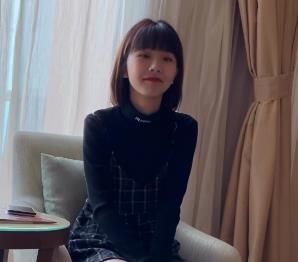 VenusbabeAI增强[4V3.2G]：作者自拍，总时长45分钟，观看体验棒棒糖