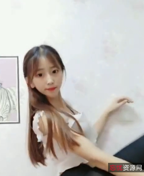 快手女神奥利圆妹一字马最新合集21W粉丝441M，精彩补充收藏