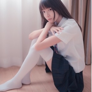 黑丝白丝脚足系列风之领域图集1V0.5G，细腻视觉享受