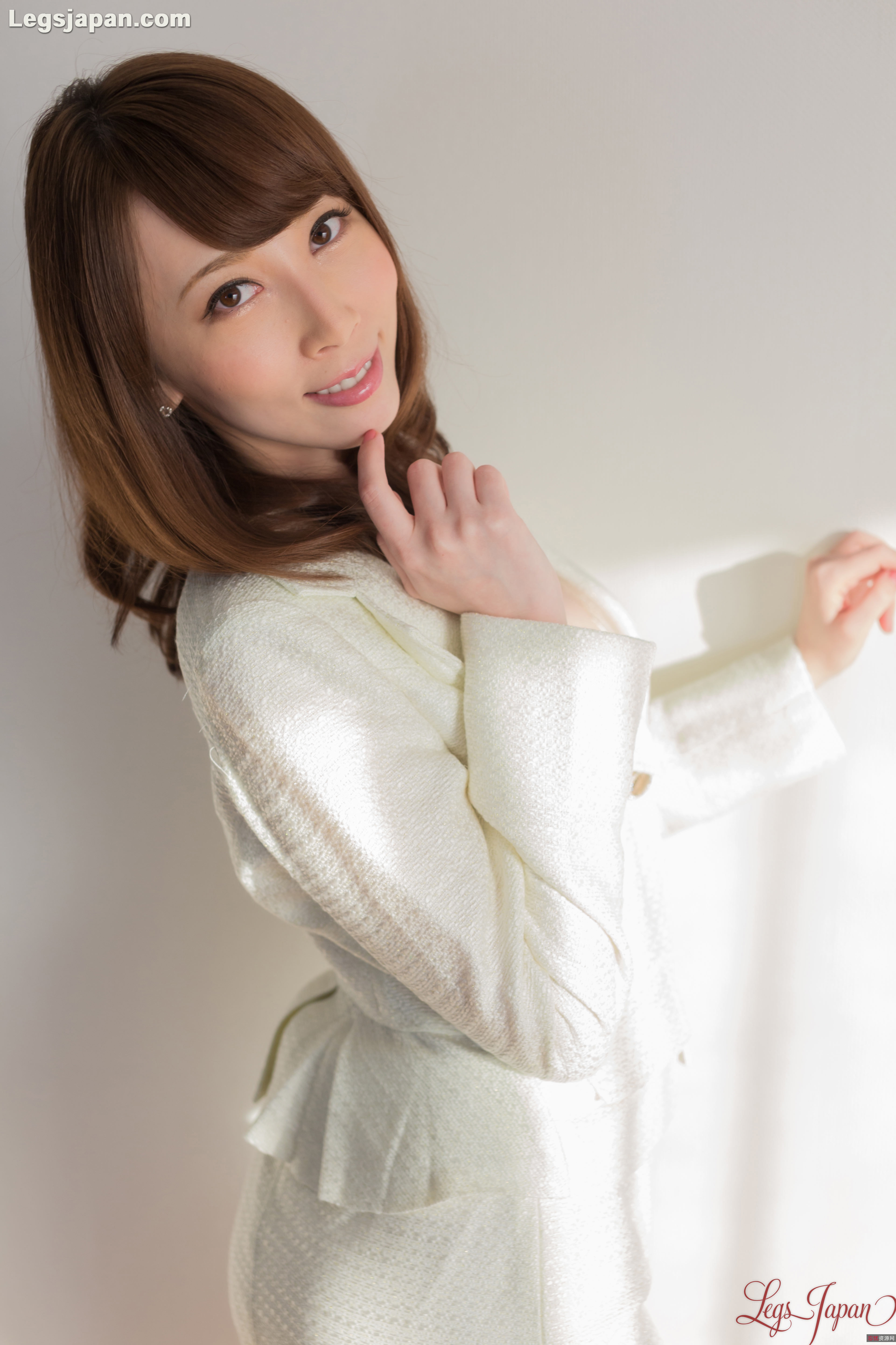 岛国美足达人AyaKisaki最新合集31V20G,足艺技术视频,男主互动