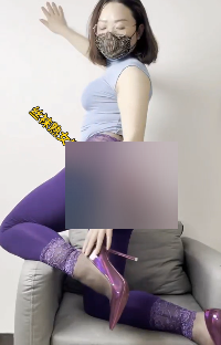 转载快手福利丝袜熟女敏媚姨最新合集5V112M，使用道具放飞自我