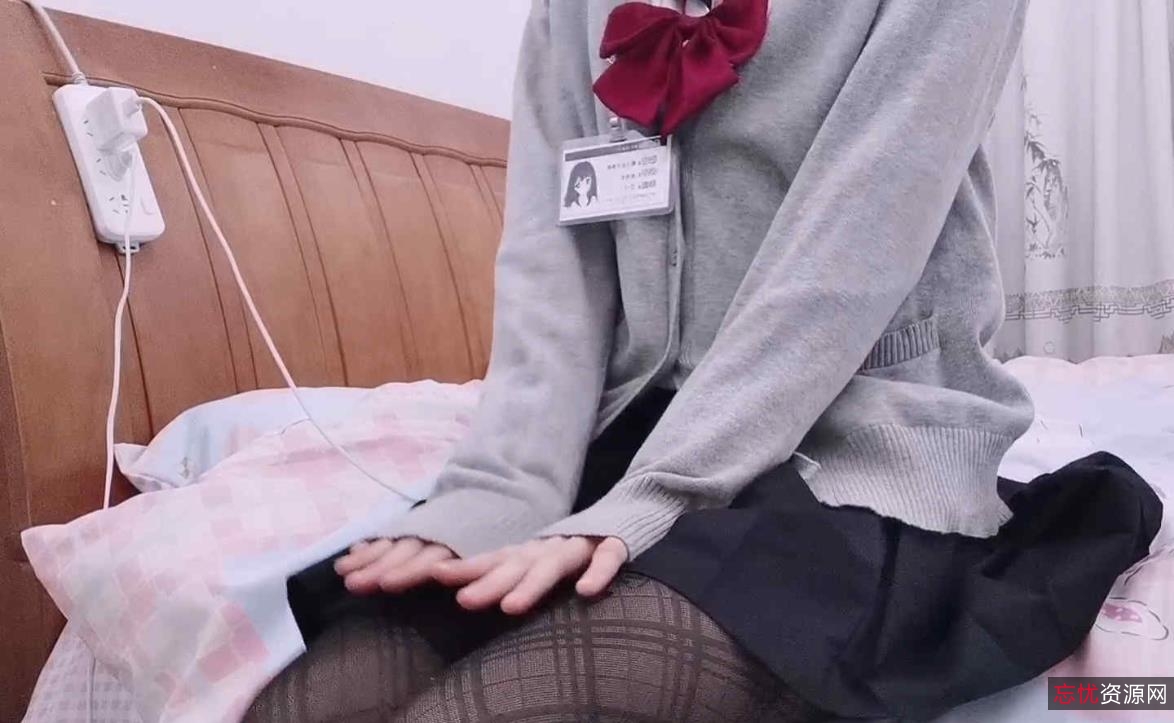 青春斗鱼才艺主播韵韵最新合集8V4.8G，生活中的小清新