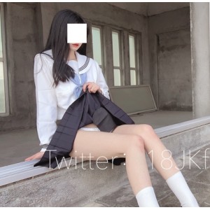 推特粉嫩momo桃乃木圆4v2.3g超人气网红主播合集