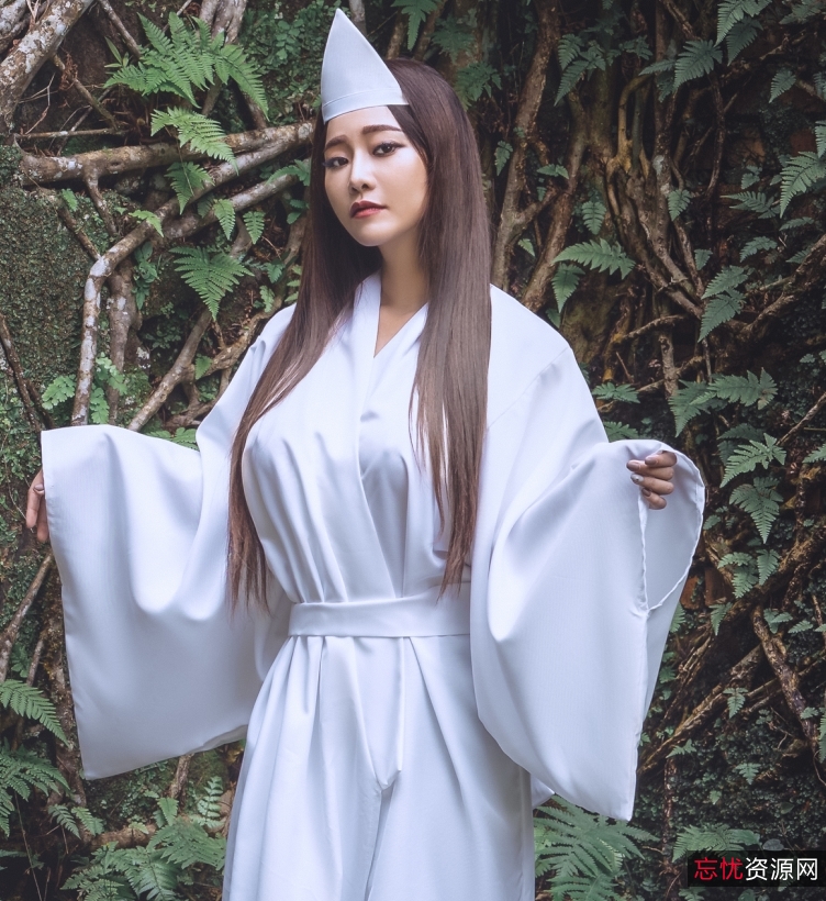 乐乐JVID蜜桃臀巨顶作品套图33部11.6g合集