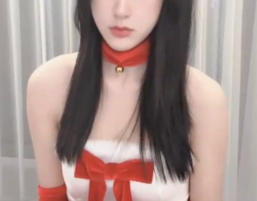 Angela000火热8部Stripchat福利合集3.37G