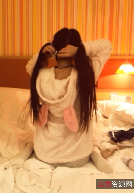 清纯反差窒物者54部80G专享典藏