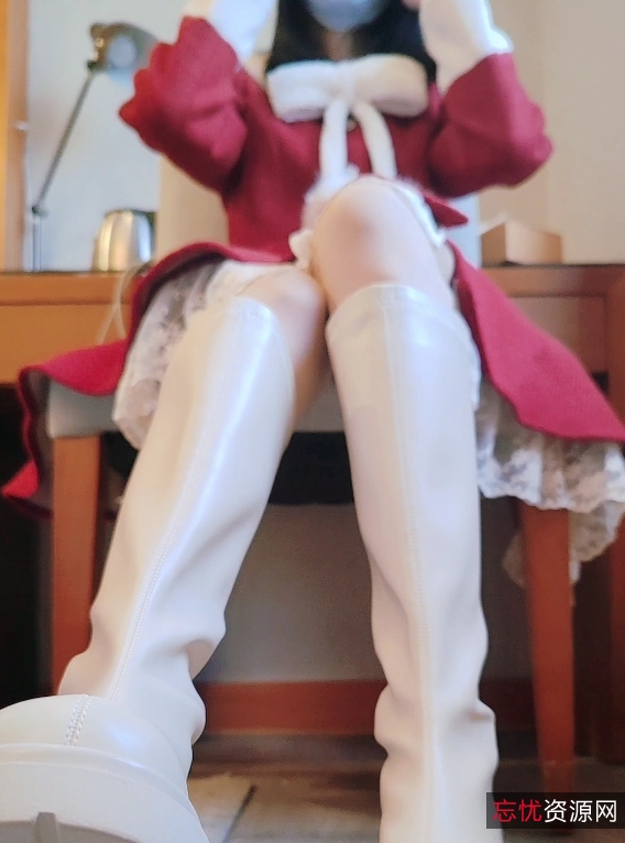 小琪琪文文小脚盛宴25v28.5g推特劲爆珍藏